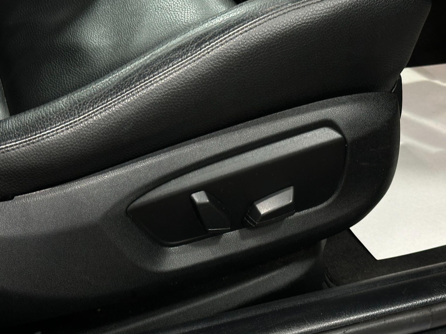 Used BMW 5 Series 2017 for sale - 76702317: Photo 27