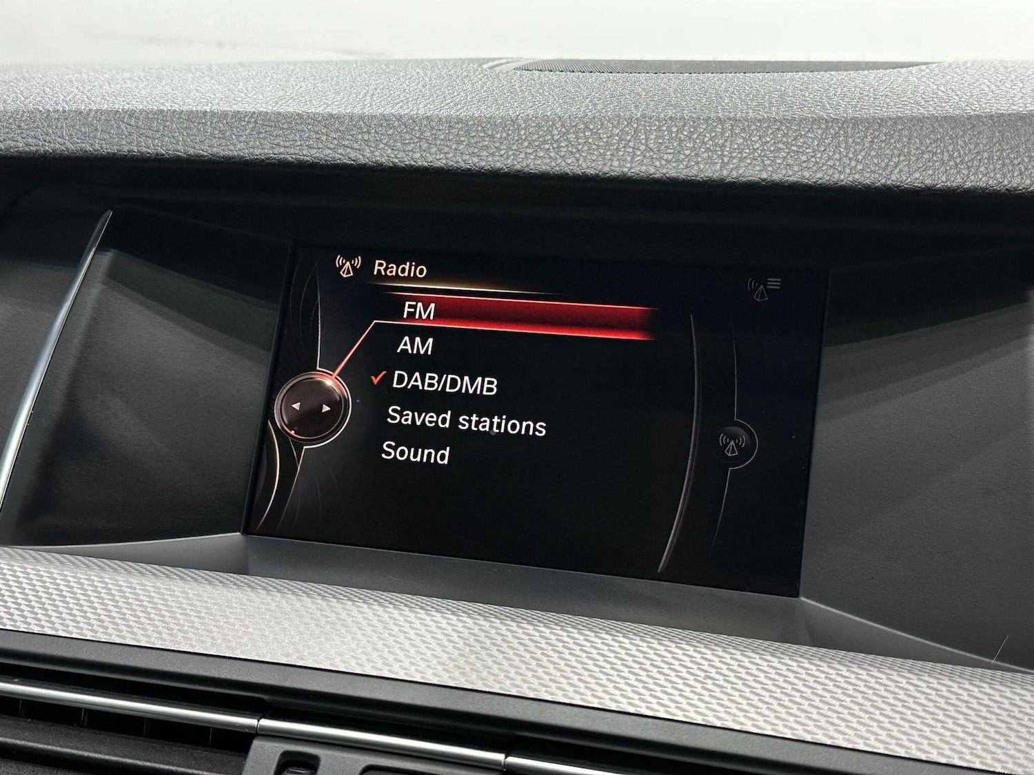 Used BMW 5 Series 2017 for sale - 76702317: Photo 42