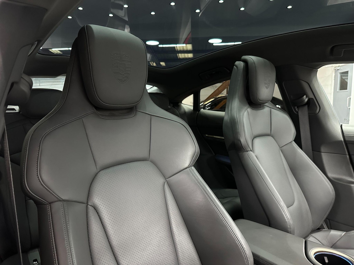 Used Porsche Taycan 2021 for sale - 76424416: Photo 32