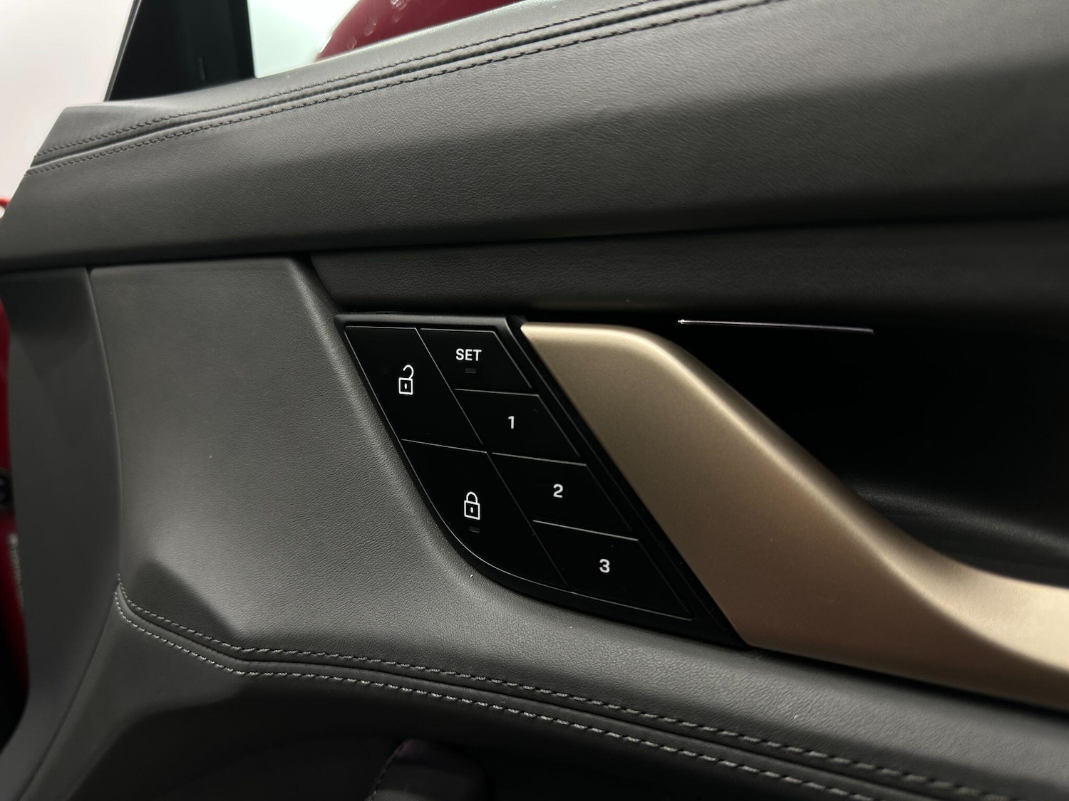 Used Porsche Taycan 2021 for sale - 76424416: Photo 35