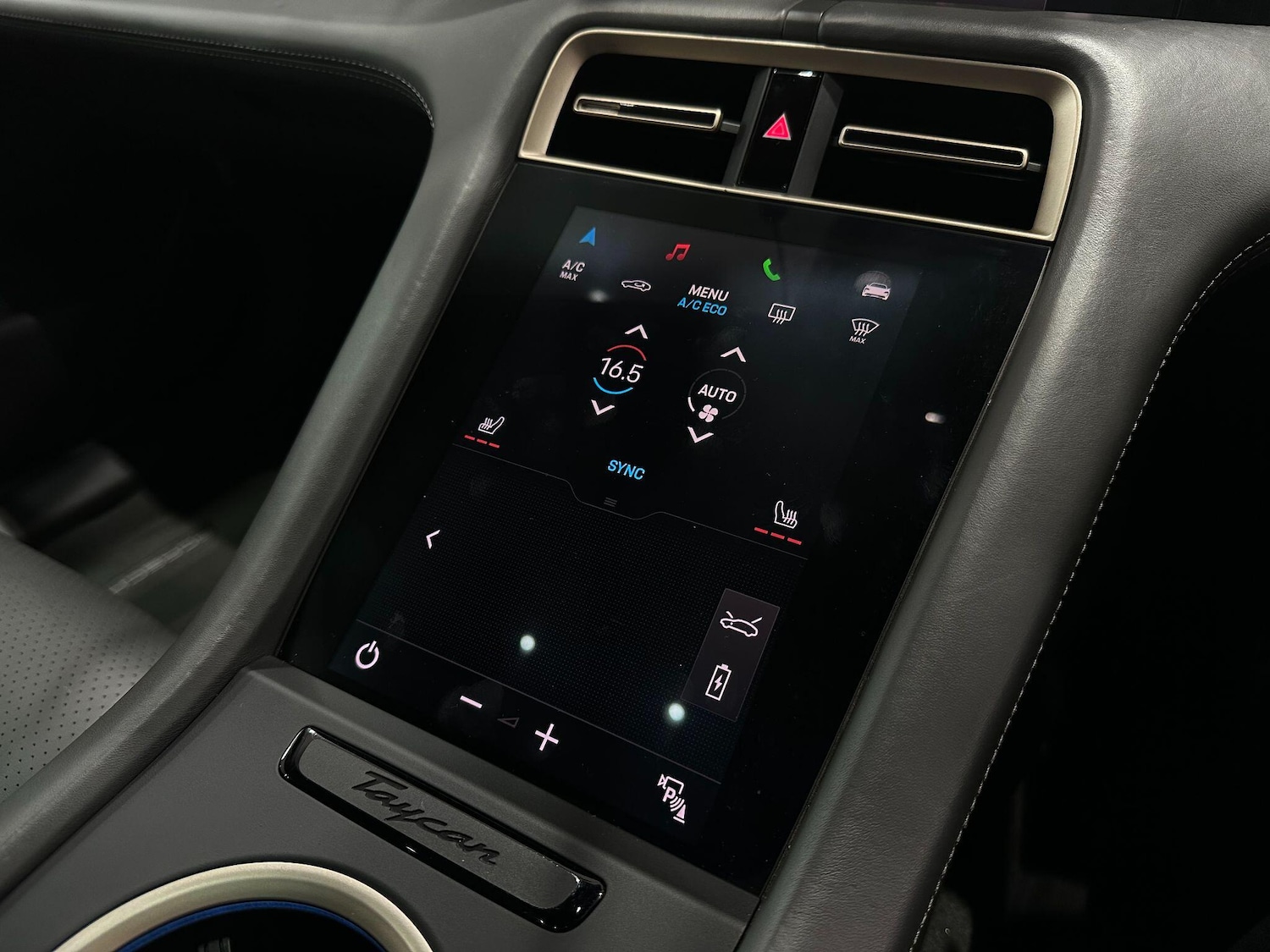 Used Porsche Taycan 2021 for sale - 76424416: Photo 68