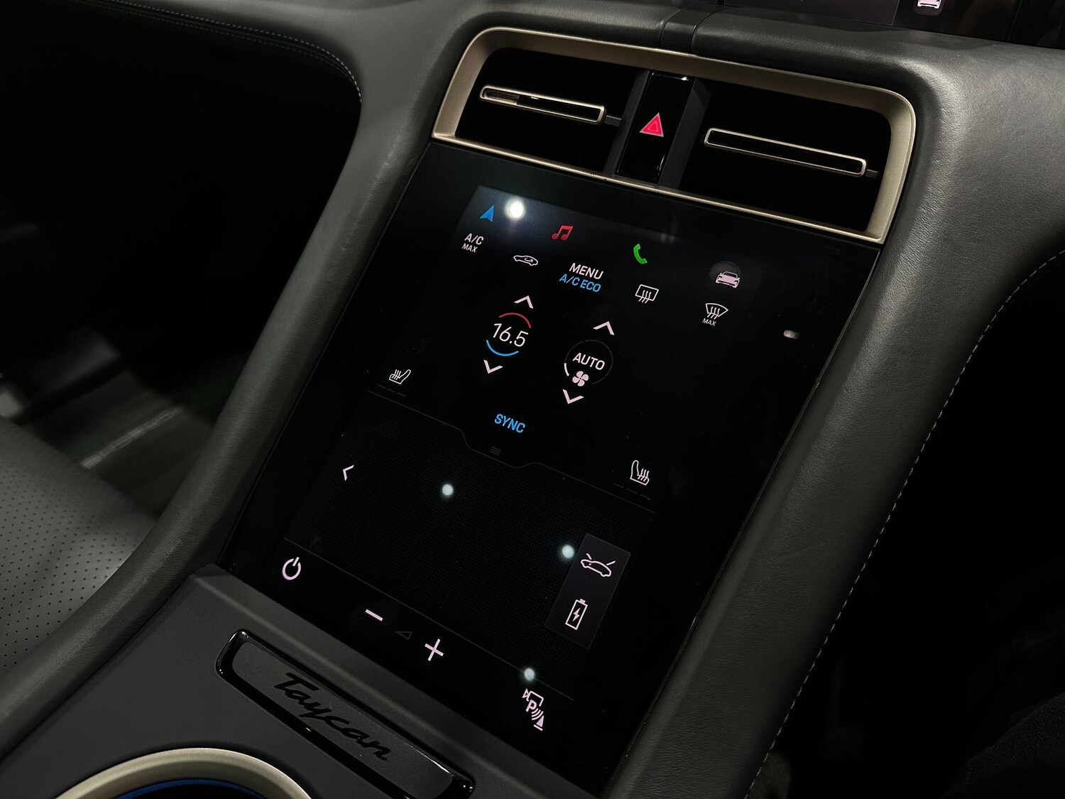 Used Porsche Taycan 2021 for sale - 76424416: Photo 69