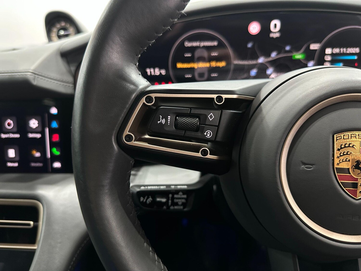 Used Porsche Taycan 2021 for sale - 76424416: Photo 73