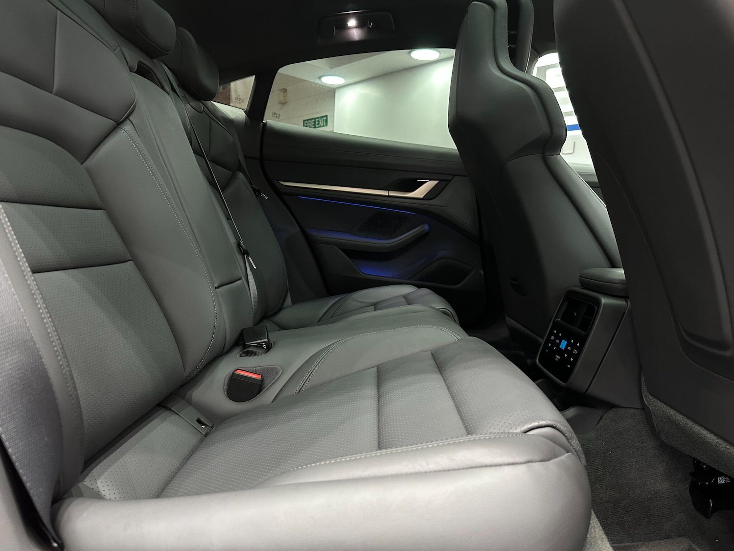 Used Porsche Taycan 2021 for sale - 76424416: Photo 89