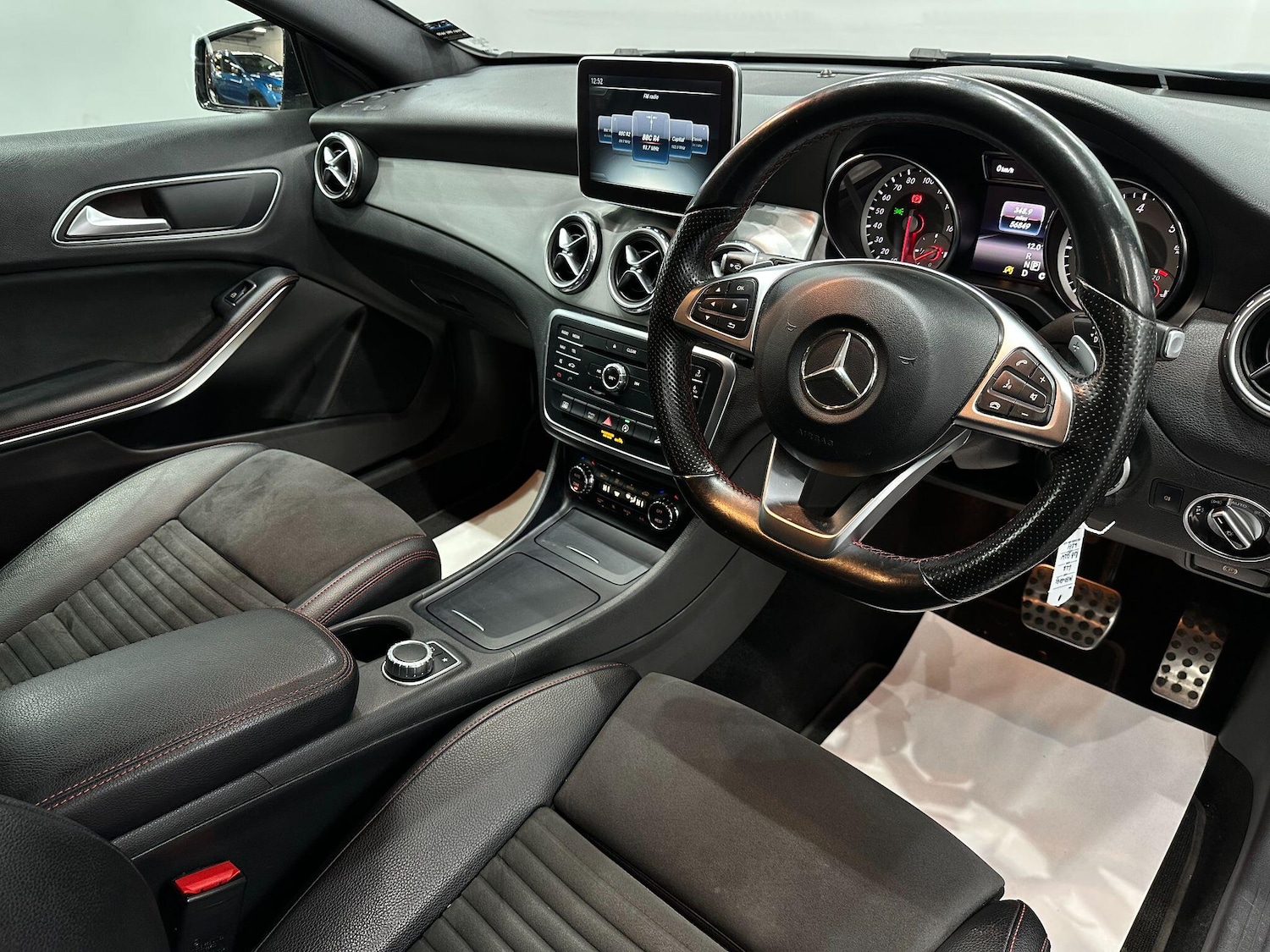 Used Mercedes-Benz GLA 2016 for sale - 76592000: Photo 23