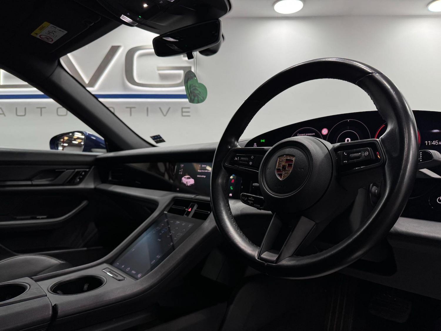 Used Porsche Taycan 2020 for sale - 78135576: Photo 31