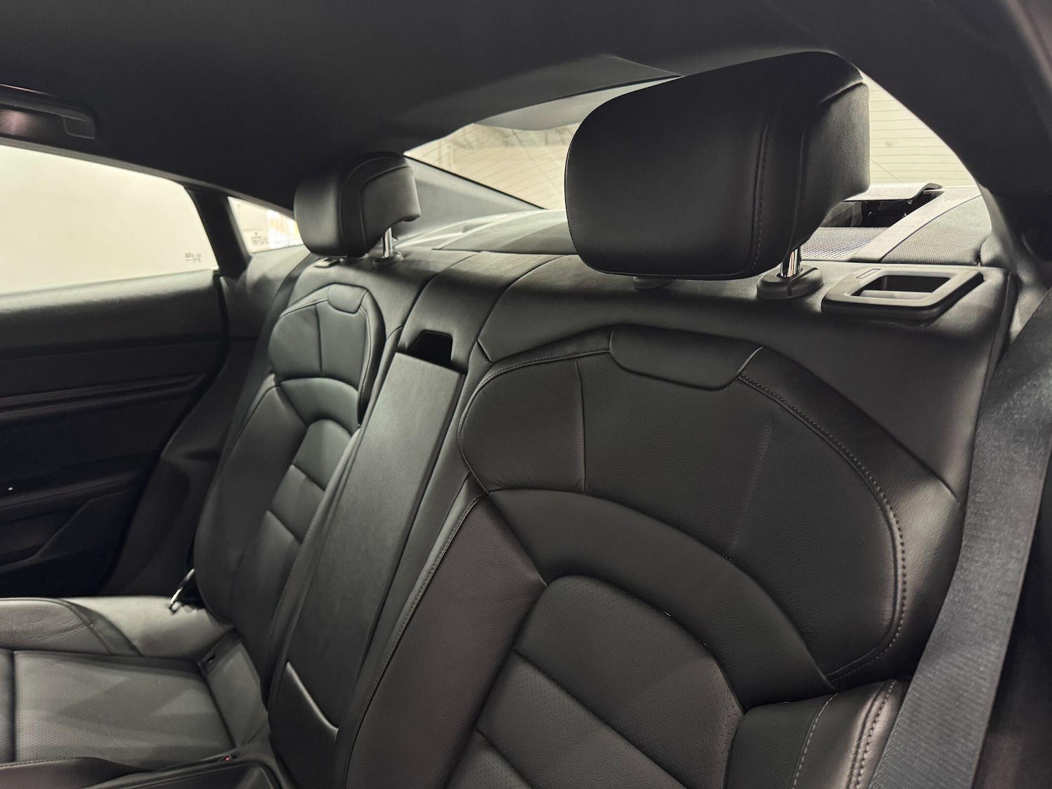 Used Porsche Taycan 2020 for sale - 78135576: Photo 67