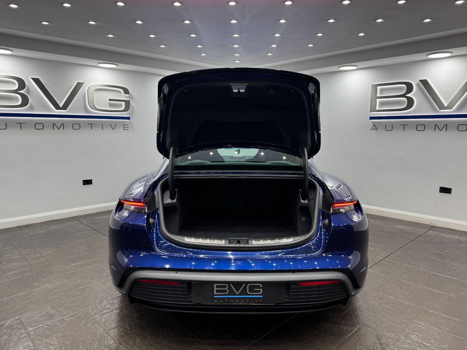 Used Porsche Taycan 2020 for sale - 78135576: Photo 69