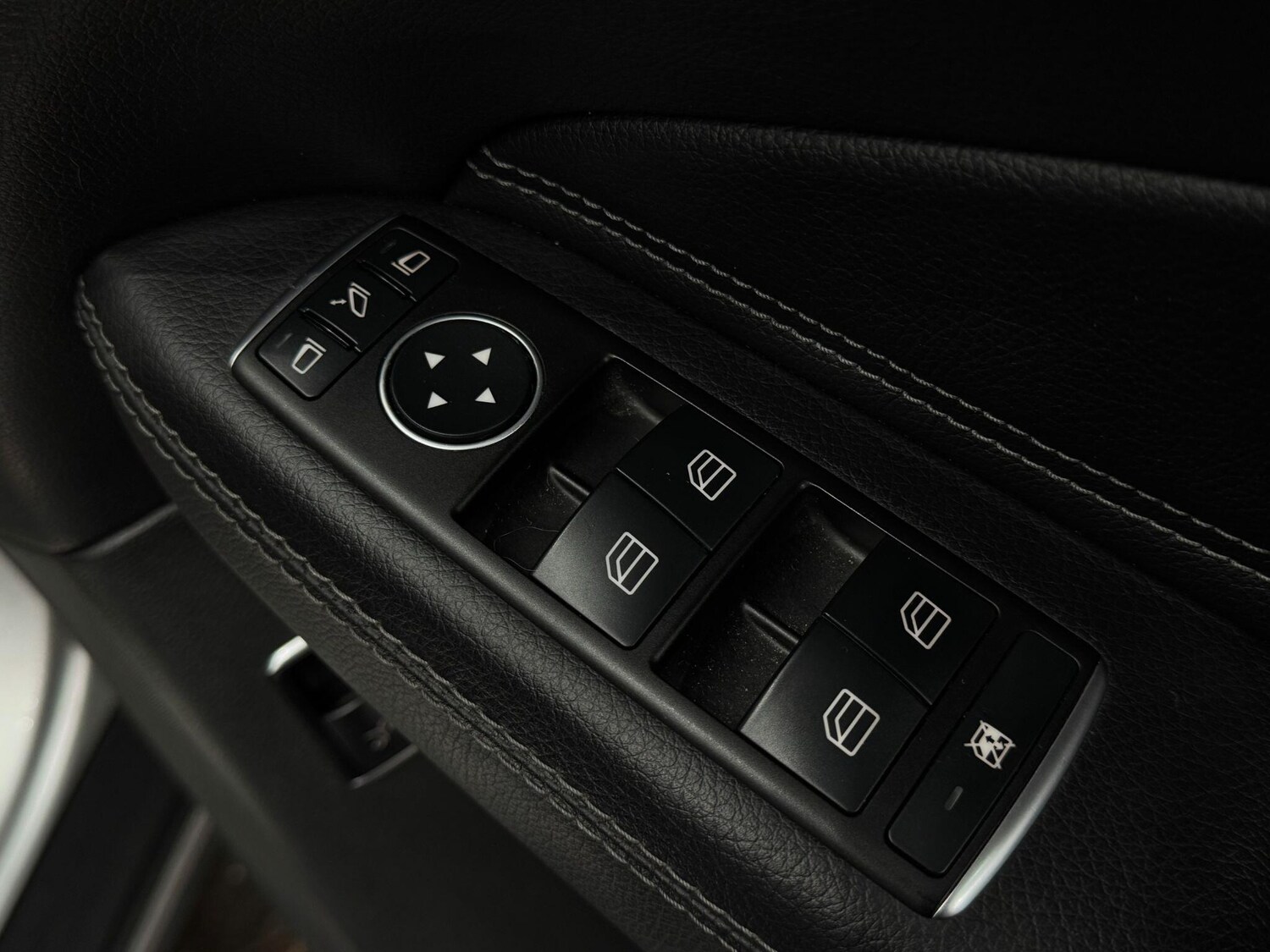 Used Mercedes-Benz GLE for sale - 77724200: Photo 28