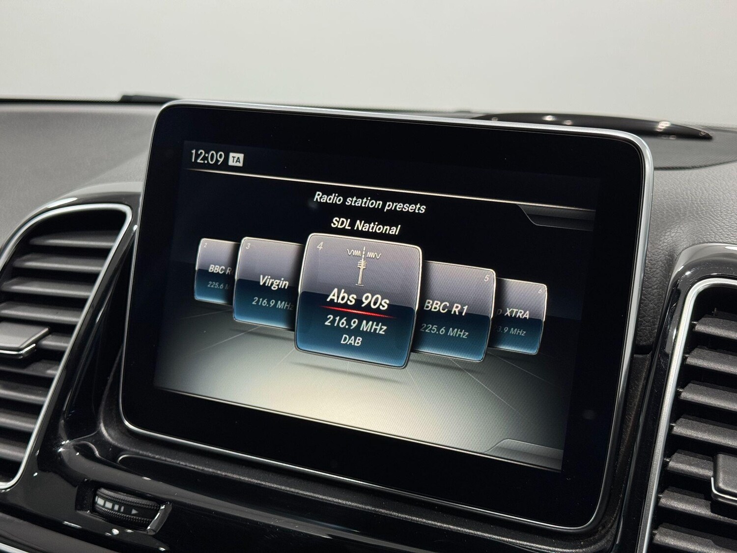 Used Mercedes-Benz GLE for sale - 77724200: Photo 35