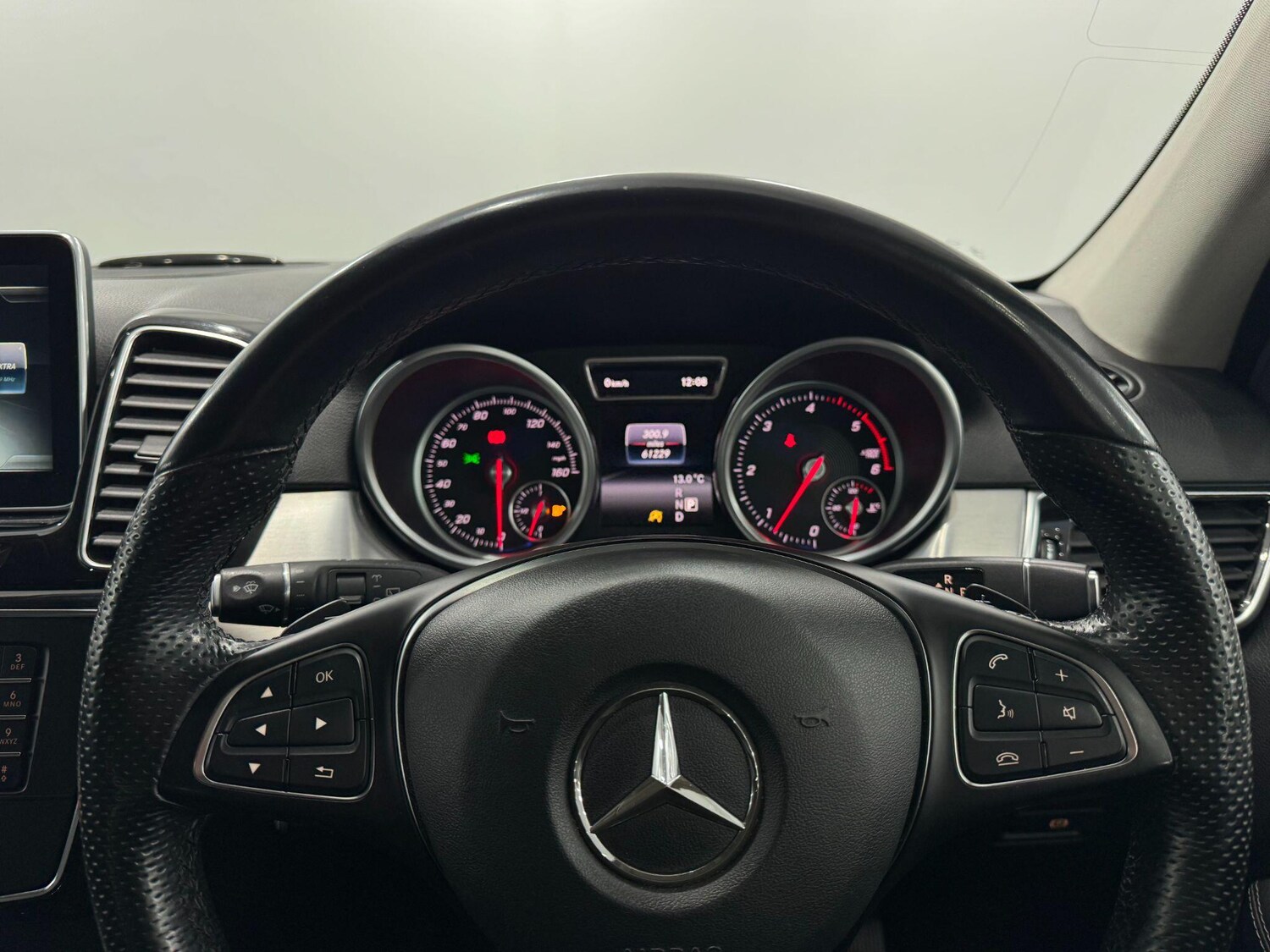 Used Mercedes-Benz GLE for sale - 77724200: Photo 44