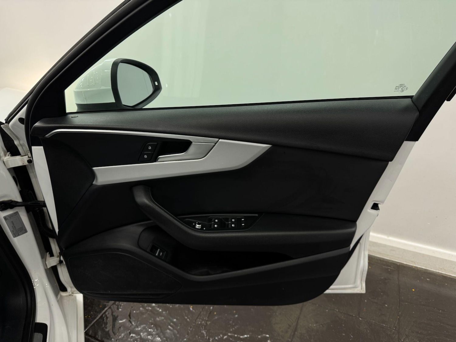 Used Audi A4 Avant for sale - 77723840: Photo 26