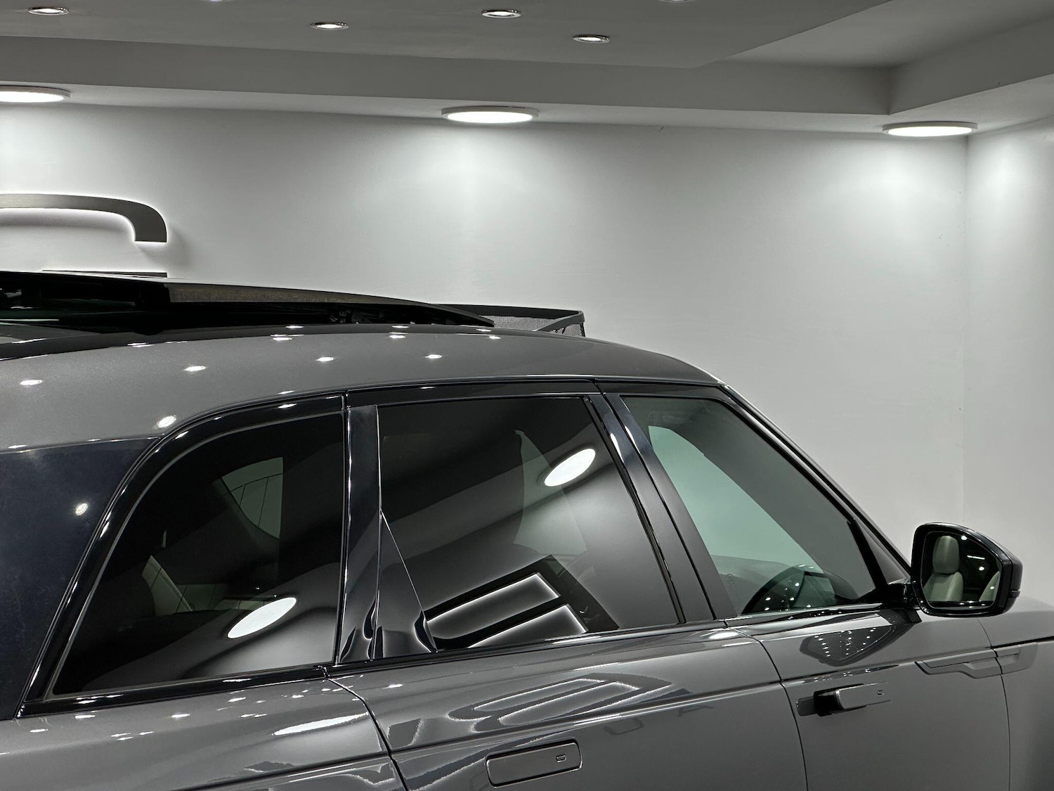 Used Land Rover Range Rover Velar 2017 for sale - 76657863: Photo 21