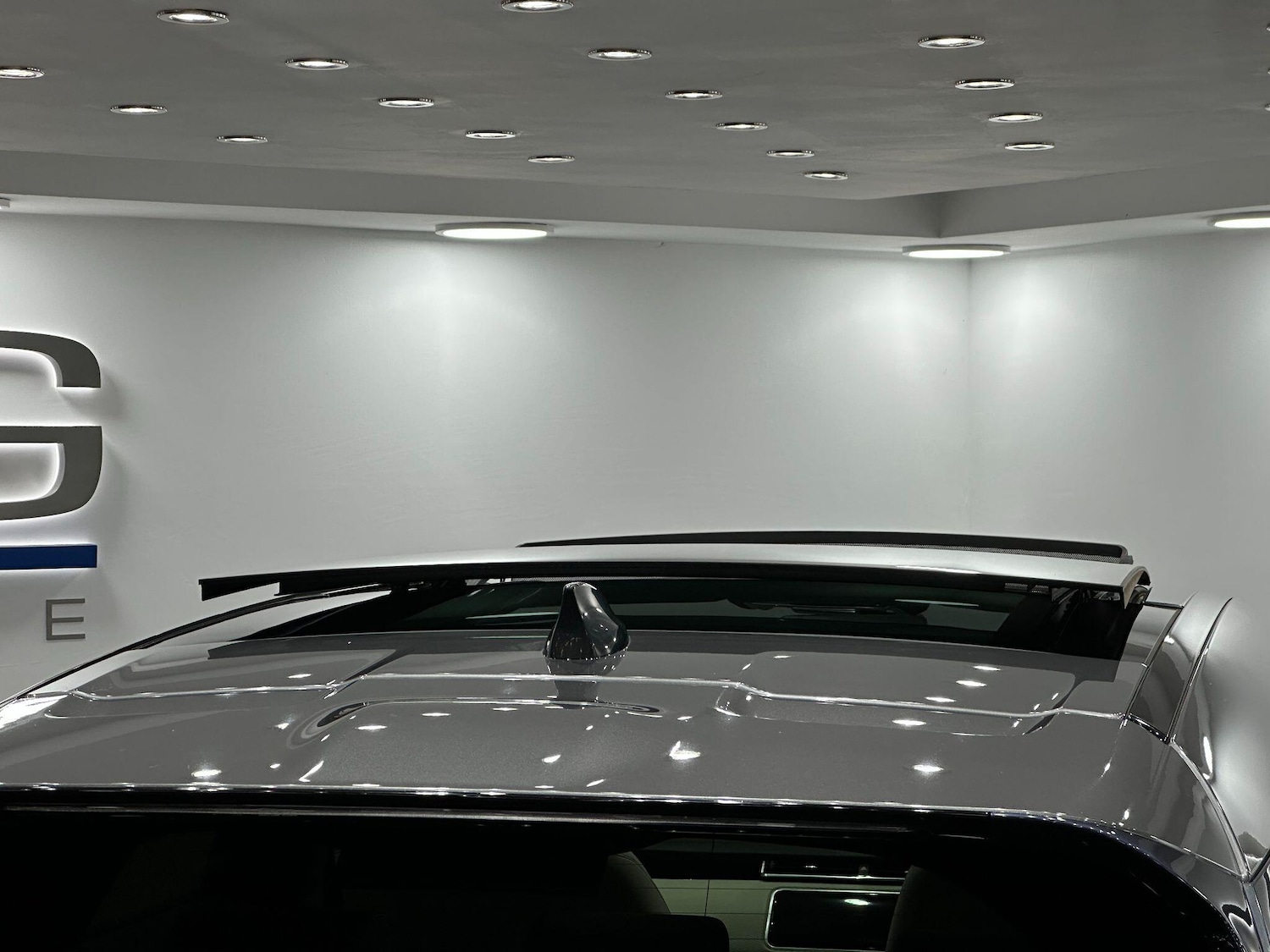 Used Land Rover Range Rover Velar 2017 for sale - 76657863: Photo 22