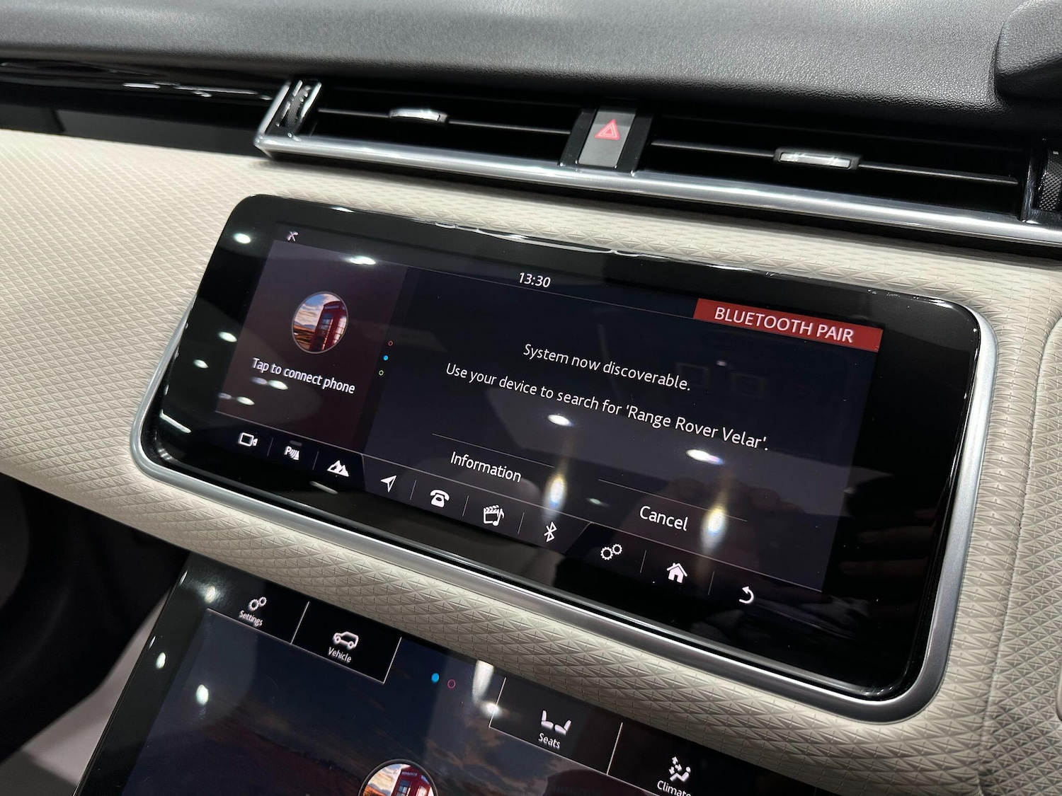 Used Land Rover Range Rover Velar 2017 for sale - 76657863: Photo 37