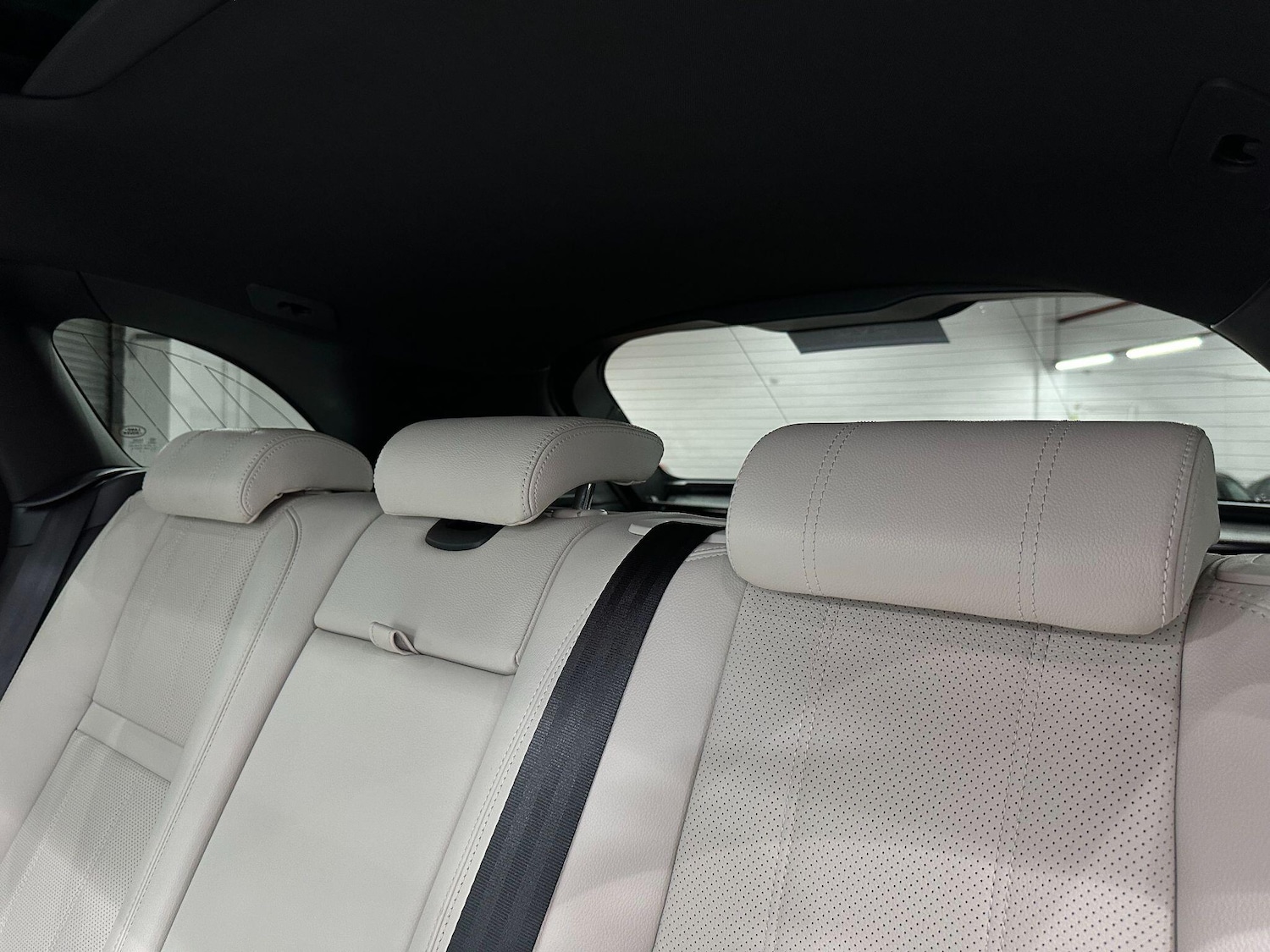 Used Land Rover Range Rover Velar 2017 for sale - 76657863: Photo 57