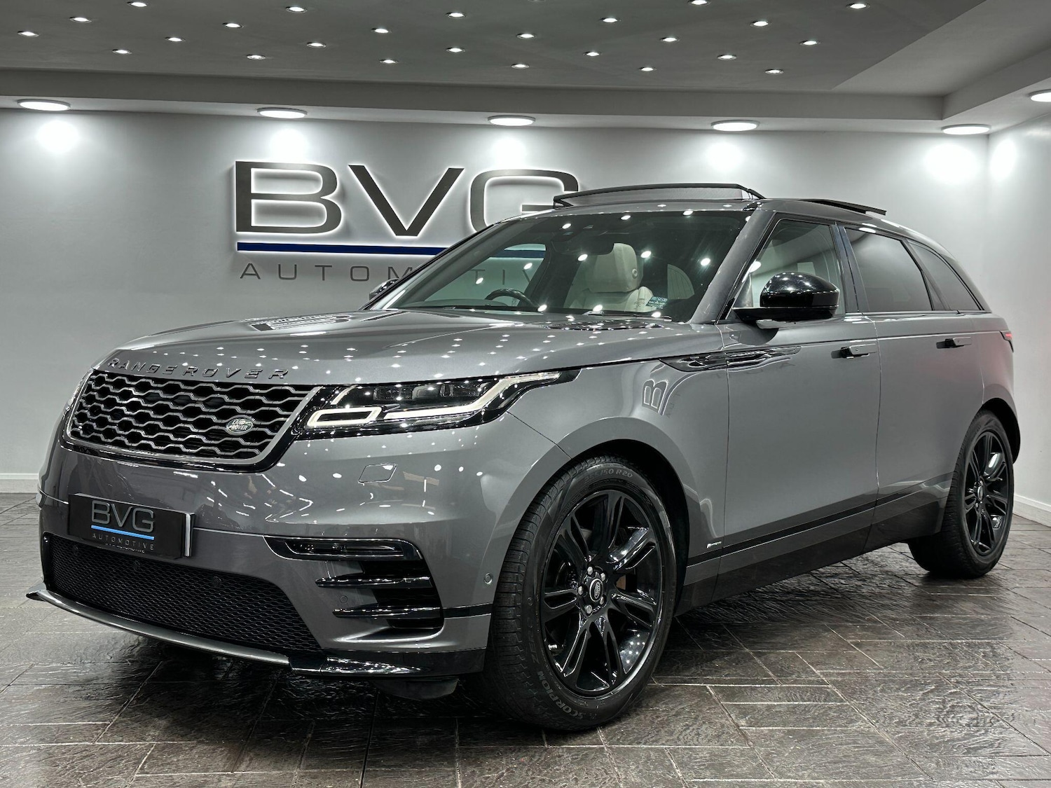Used Land Rover Range Rover Velar 2017 for sale - 76657863: Photo 6