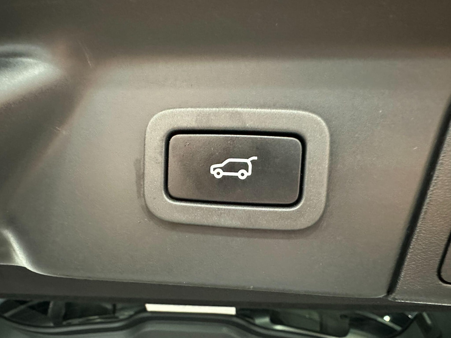 Used Land Rover Range Rover Velar 2017 for sale - 76657863: Photo 65