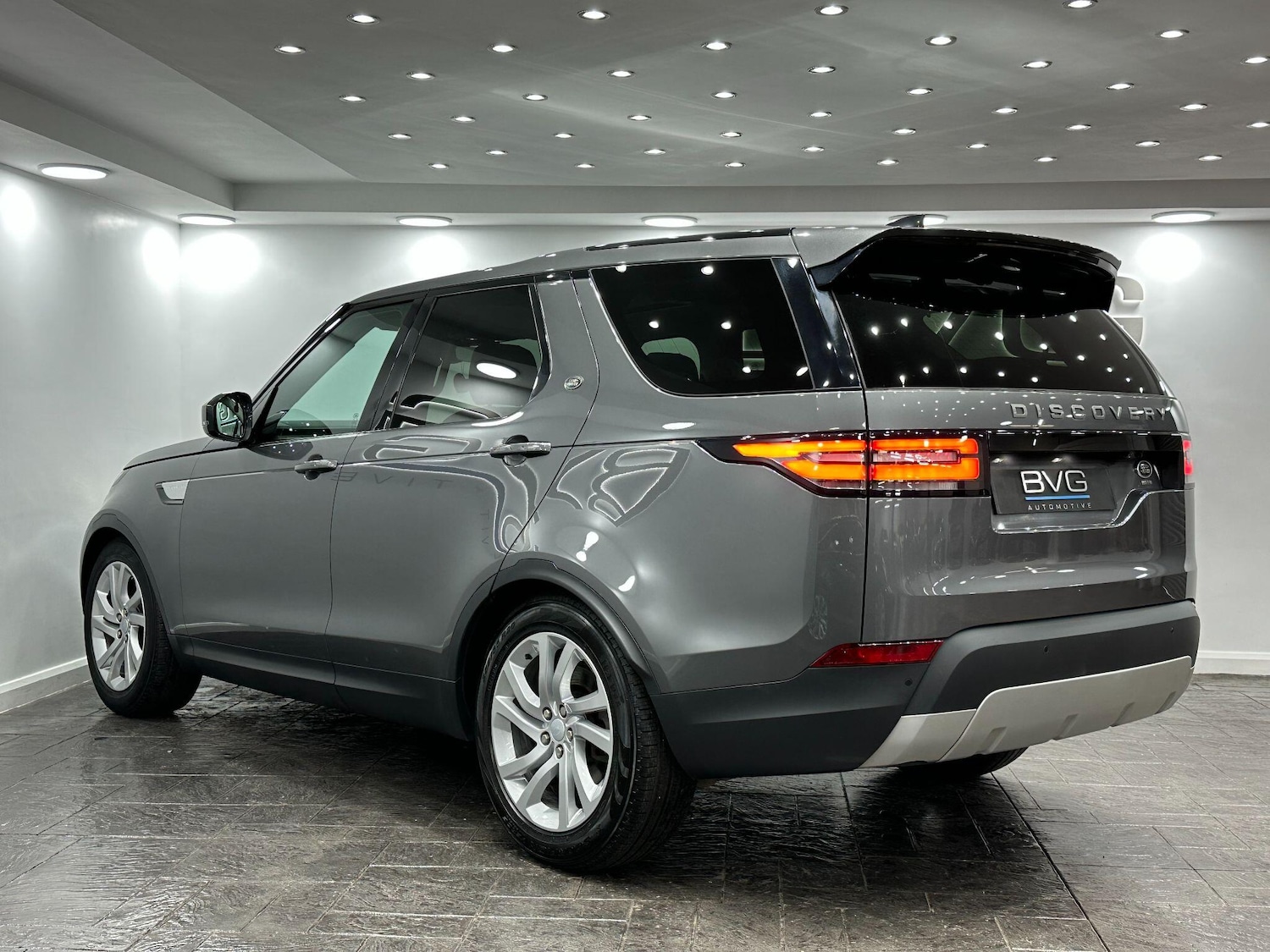 Used Land Rover Discovery 2017 for sale - 76423287: Photo 10