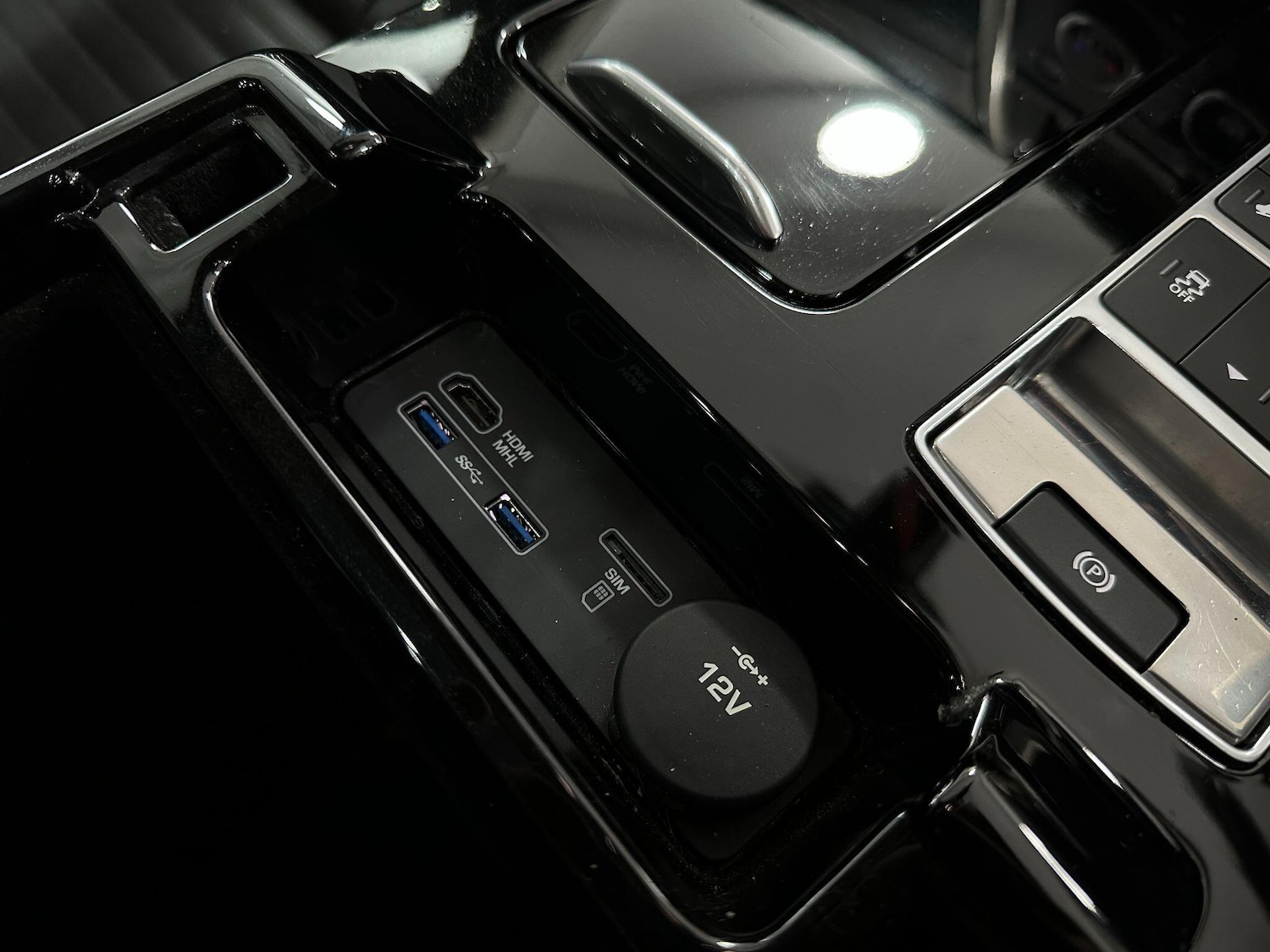 Used Land Rover Discovery 2017 for sale - 76423287: Photo 54