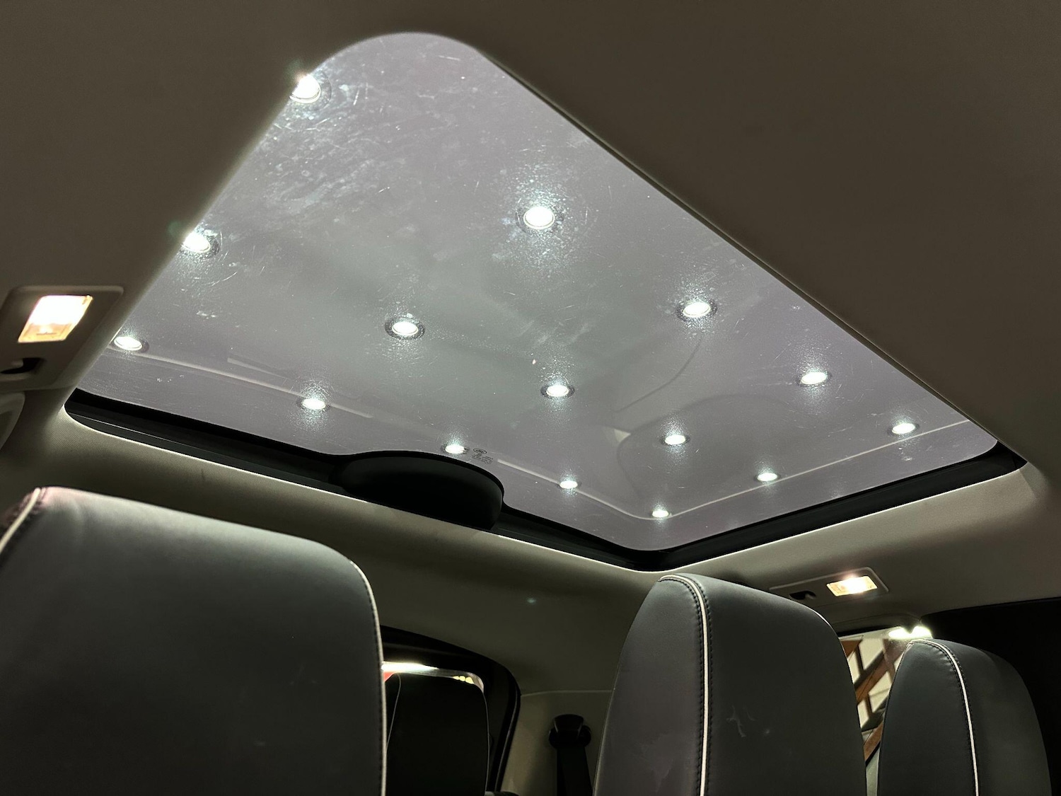 Used Land Rover Discovery 2017 for sale - 76423287: Photo 76