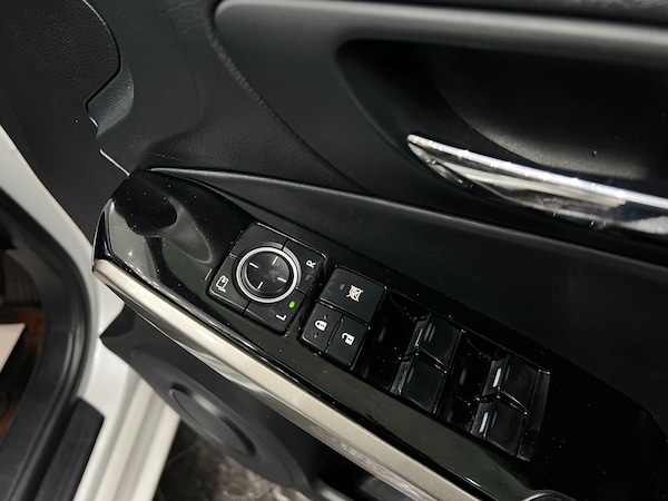Used Lexus IS 2015 for sale - 76095052: Photo 35