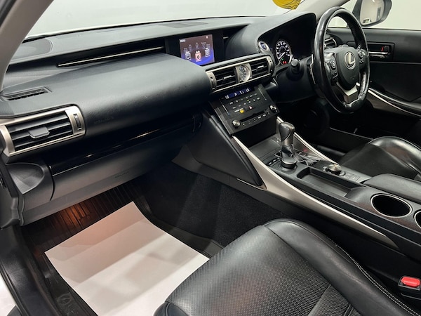 Used Lexus IS 2015 for sale - 76095052: Photo 58