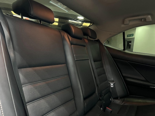 Used Lexus IS 2015 for sale - 76095052: Photo 70