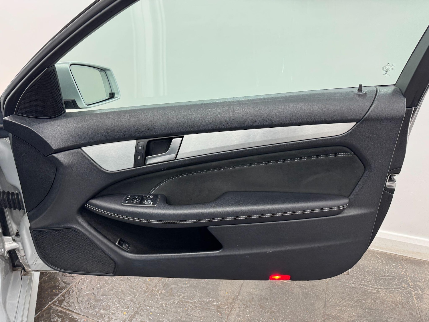 Used Mercedes-Benz C Class 2014 for sale - 77538342: Photo 24