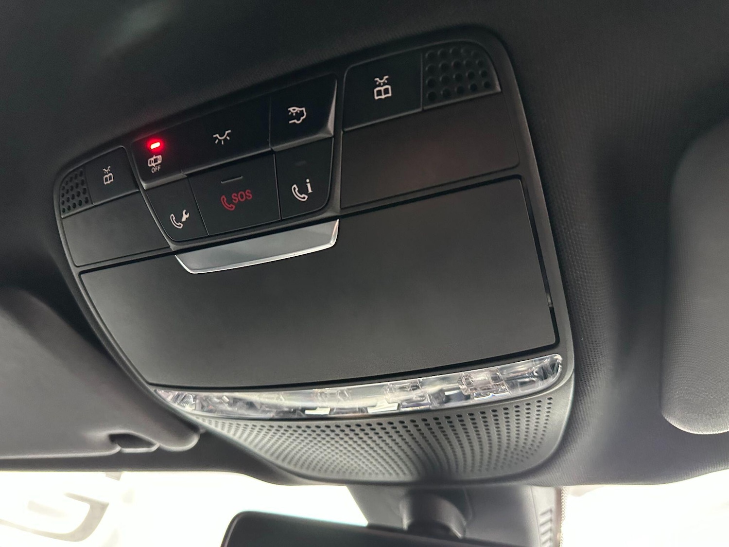 Used Mercedes-Benz E Class for sale - 77016343: Photo 33