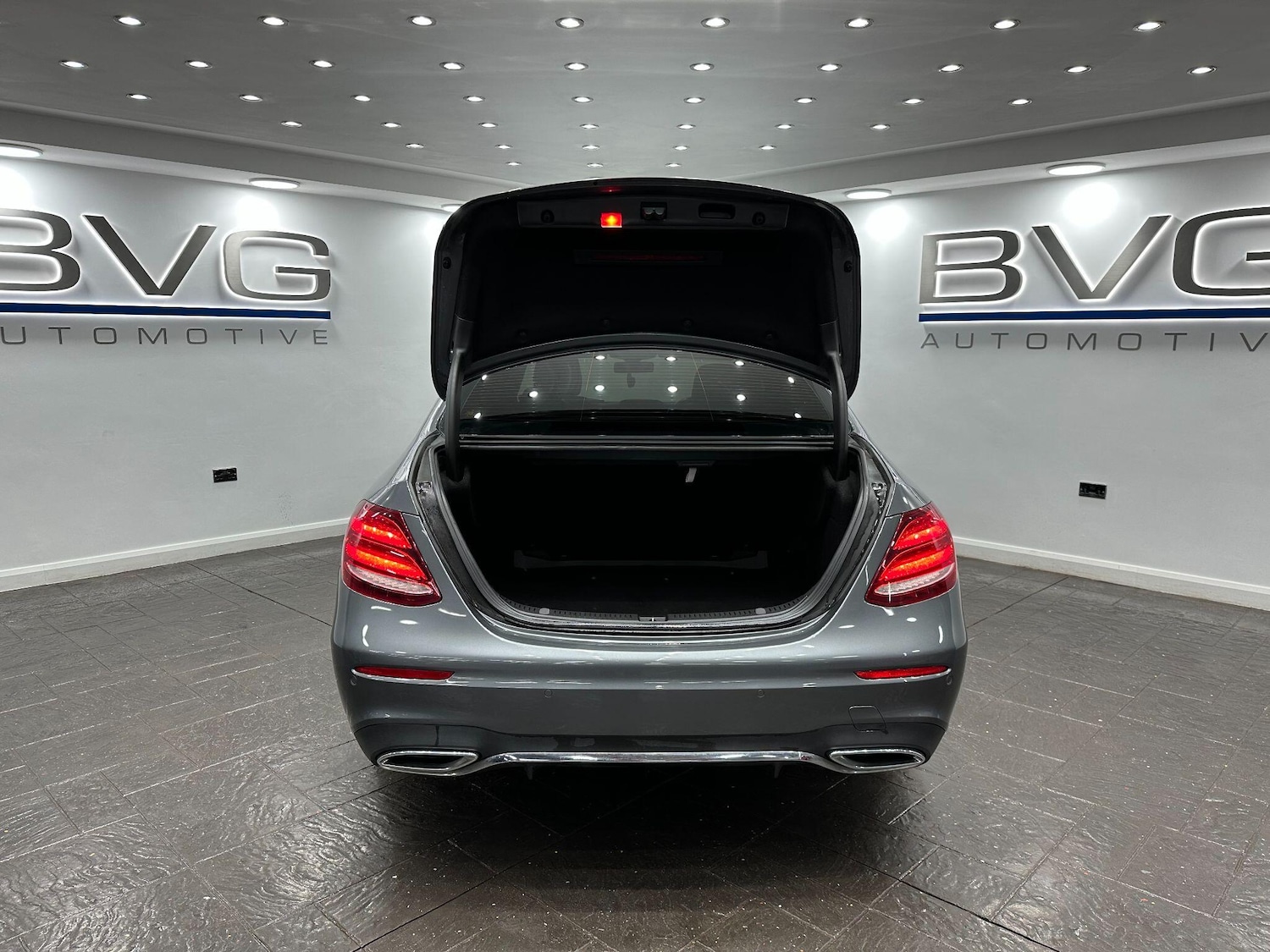 Used Mercedes-Benz E Class for sale - 77016343: Photo 57