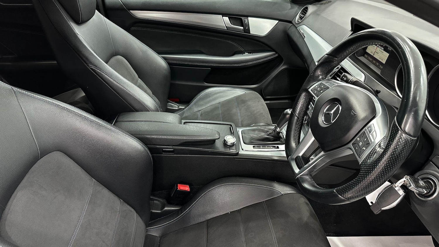 Used Mercedes-Benz C-Class 2014 for sale - 76108611: Photo 20
