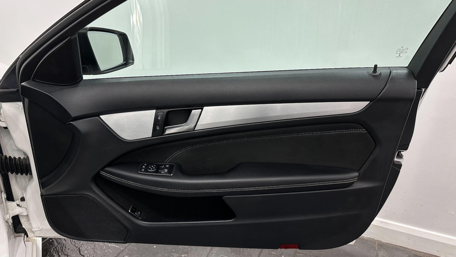 Used Mercedes-Benz C-Class 2014 for sale - 76108611: Photo 36
