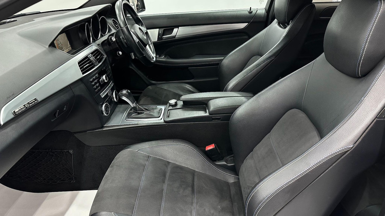 Used Mercedes-Benz C-Class 2014 for sale - 76108611: Photo 42
