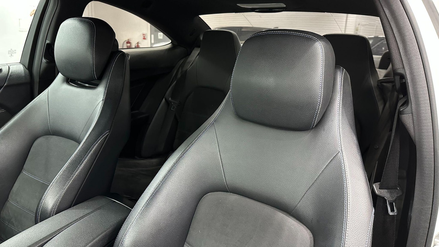 Used Mercedes-Benz C-Class 2014 for sale - 76108611: Photo 43