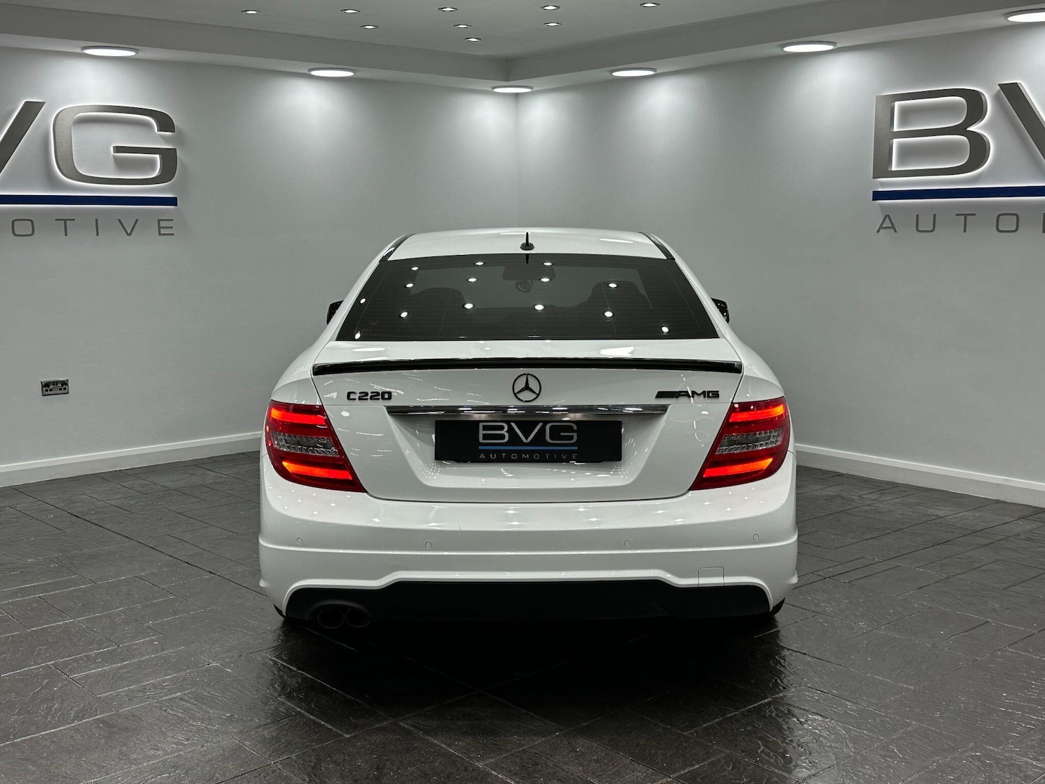 Used Mercedes-Benz C-Class 2014 for sale - 76108611: Photo 8