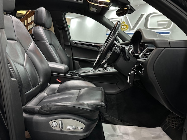Used Porsche Macan 2015 for sale - 76084645: Photo 28