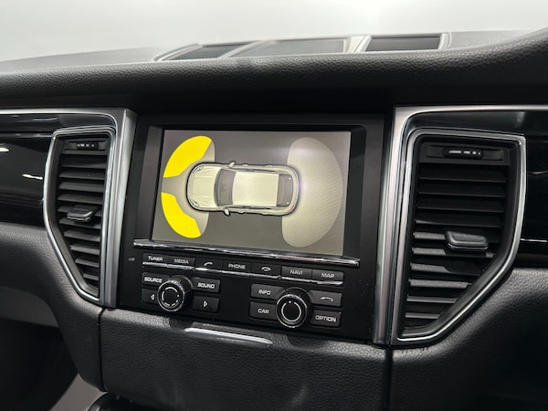 Used Porsche Macan 2015 for sale - 76084645: Photo 41