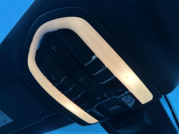 Used Porsche Macan 2015 for sale - 76084645: Photo 48