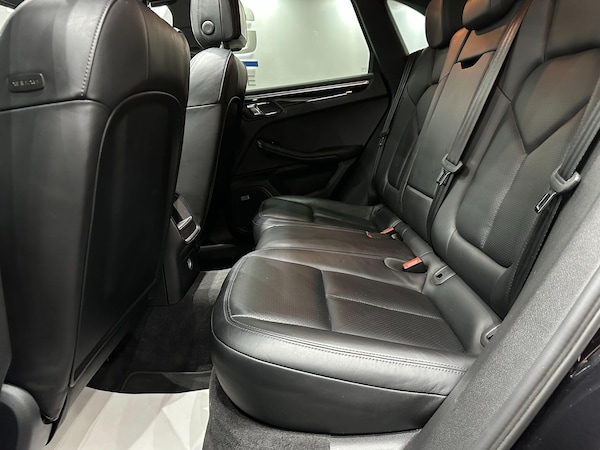 Used Porsche Macan 2015 for sale - 76084645: Photo 61