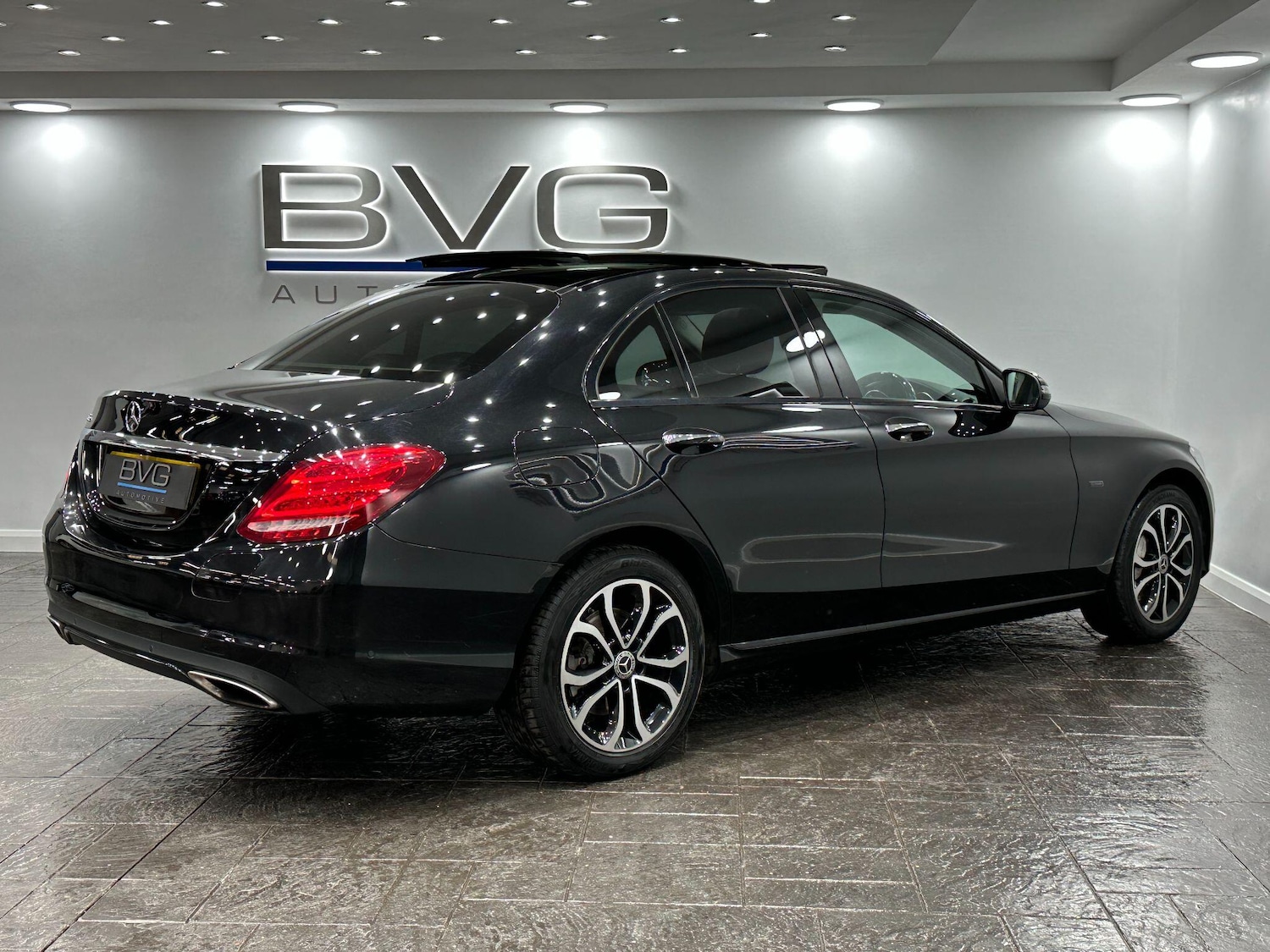 Used Mercedes-Benz C Class 2018 for sale - 77040828: Photo 11