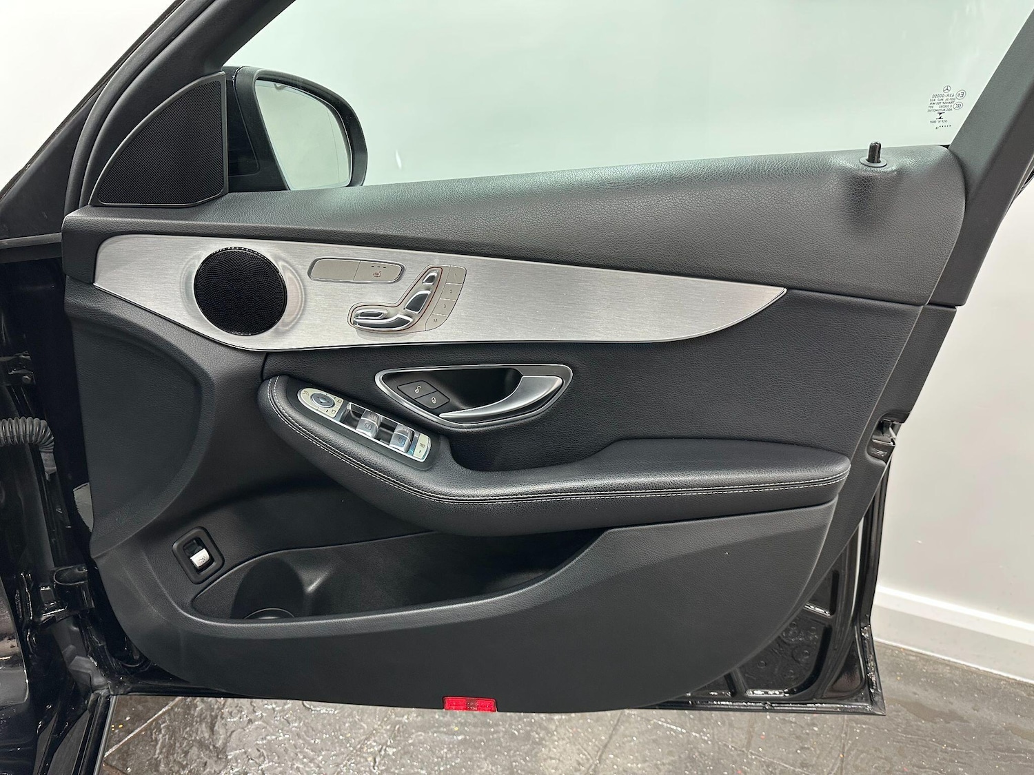 Used Mercedes-Benz C Class 2018 for sale - 77040828: Photo 27