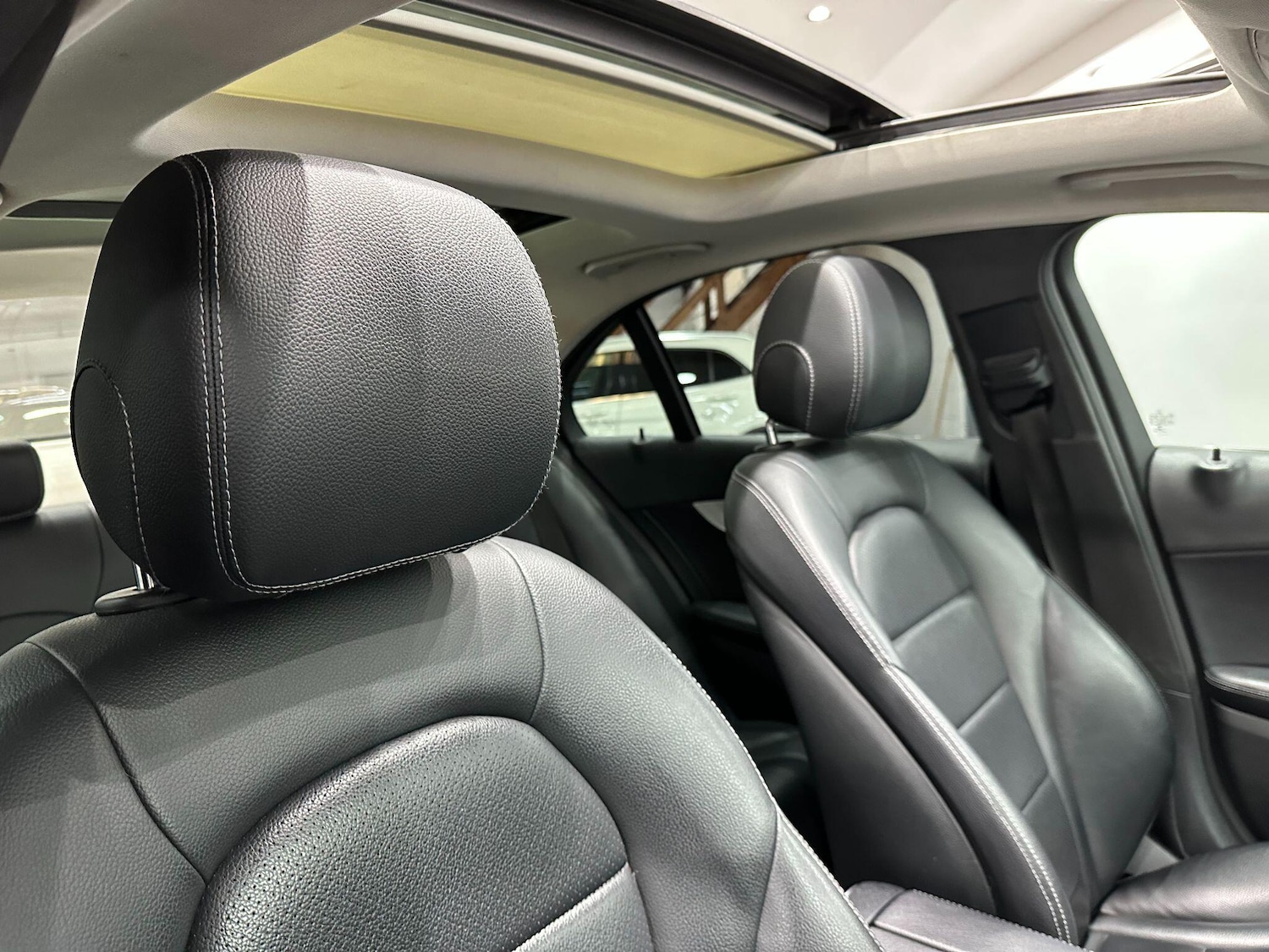 Used Mercedes-Benz C Class 2018 for sale - 77040828: Photo 38