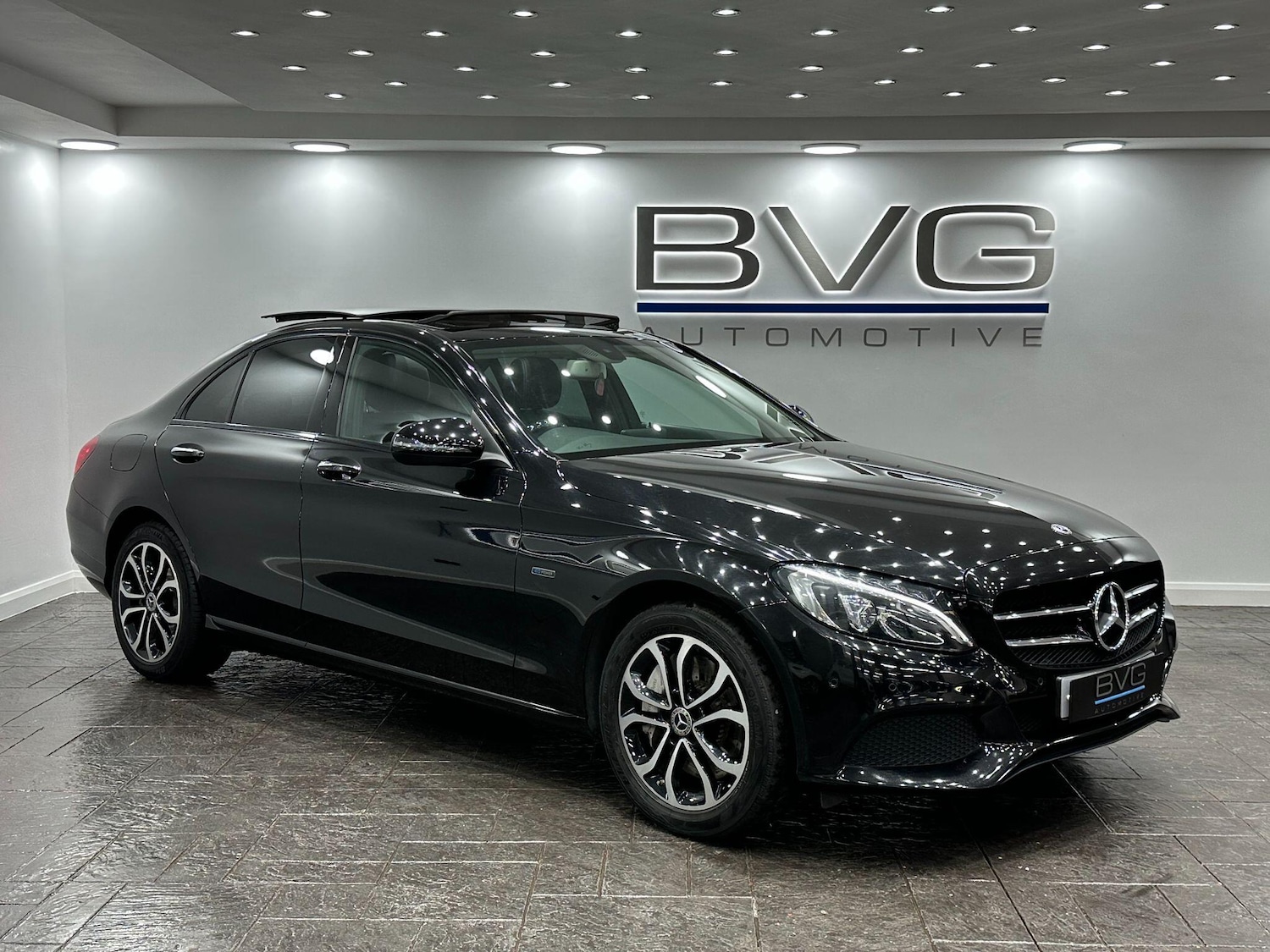 Used Mercedes-Benz C Class 2018 for sale - 77040828: Photo 4