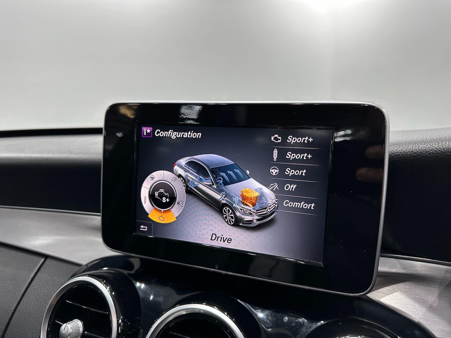 Used Mercedes-Benz C Class 2018 for sale - 77040828: Photo 44