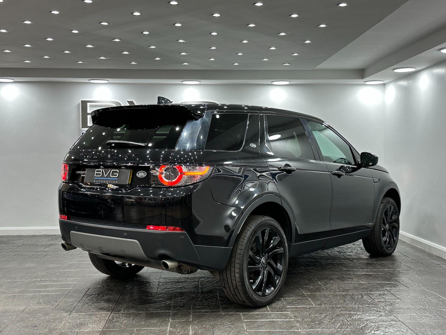 Used Land Rover Discovery Sport 2018 for sale - 76166438: Photo 12