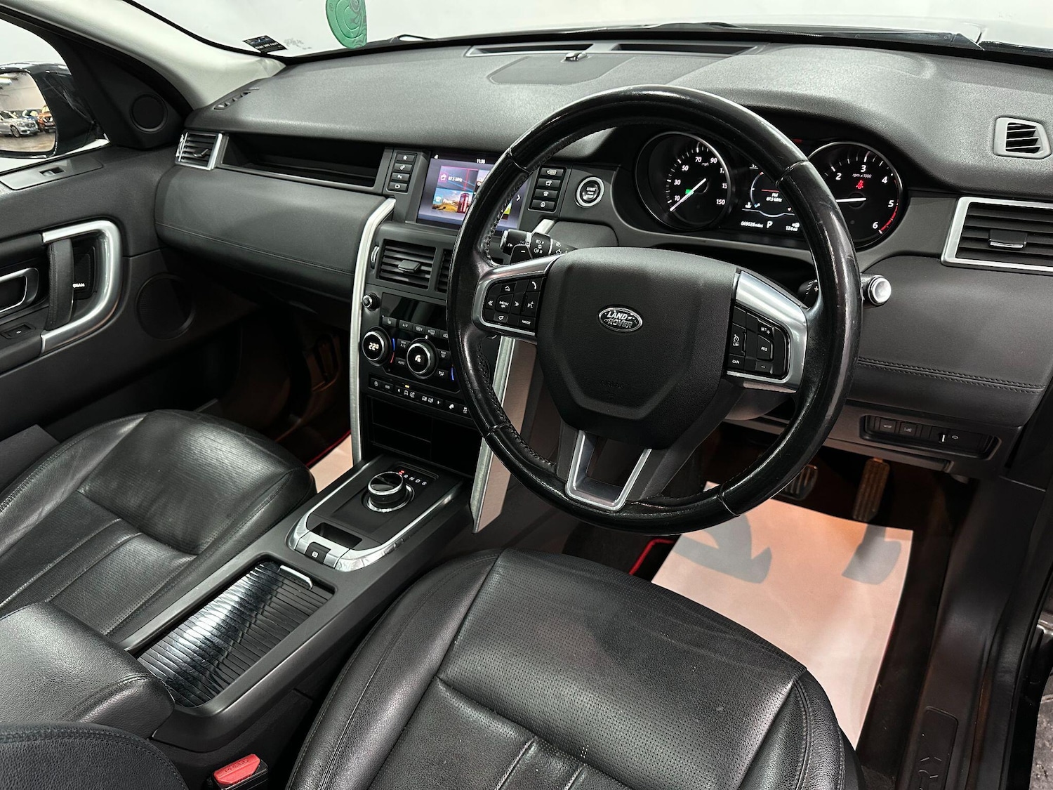 Used Land Rover Discovery Sport 2018 for sale - 76166438: Photo 23