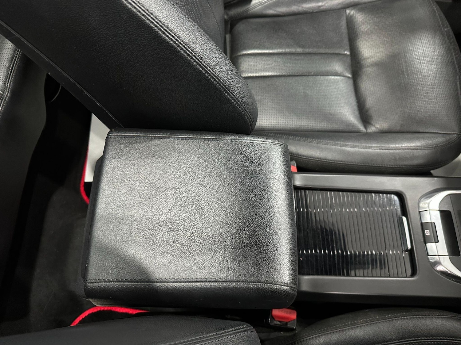 Used Land Rover Discovery Sport 2018 for sale - 76166438: Photo 46