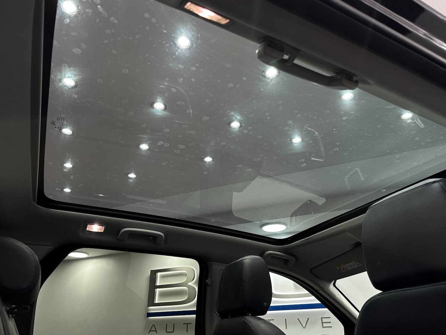Used Land Rover Discovery Sport 2018 for sale - 76166438: Photo 64