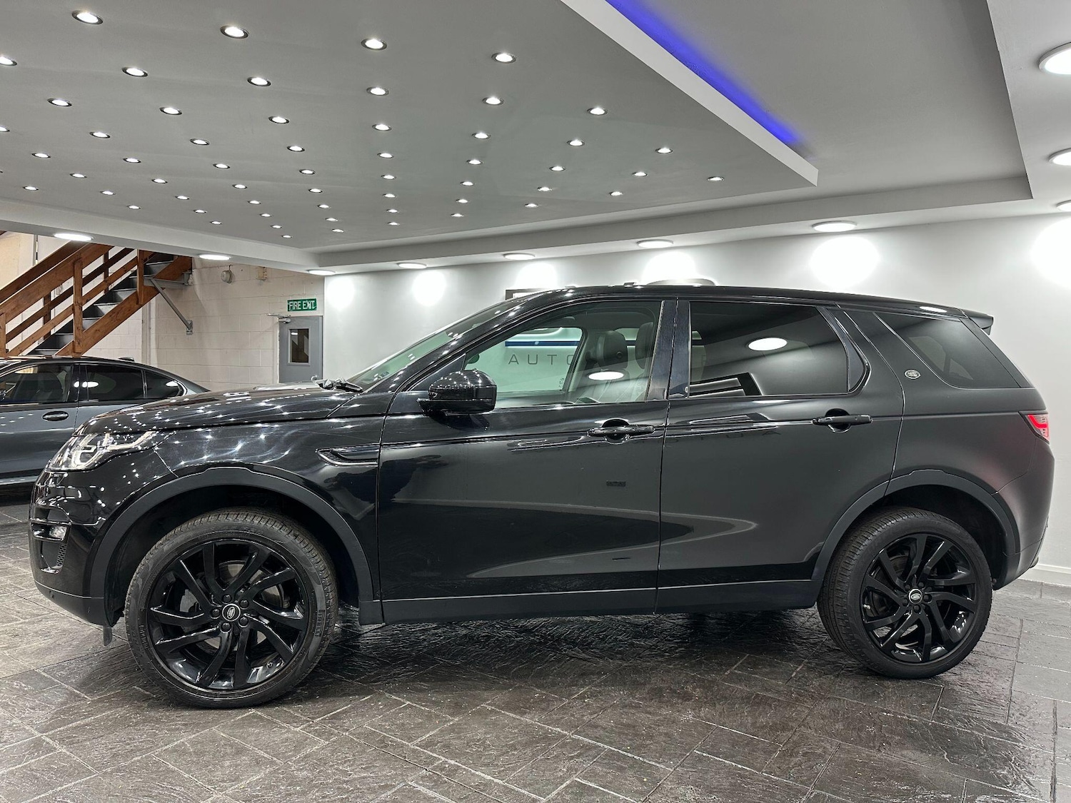 Used Land Rover Discovery Sport 2018 for sale - 76166438: Photo 8